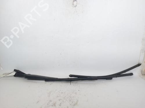 Used Front windshield wiper arm Front windshield wiper arm 17554392 17554392