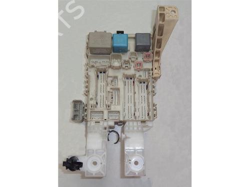 Fuse box TOYOTA YARIS (_P9_) 1.0 VVT-i (KSP90_, KSP90R) | BP15139435E1