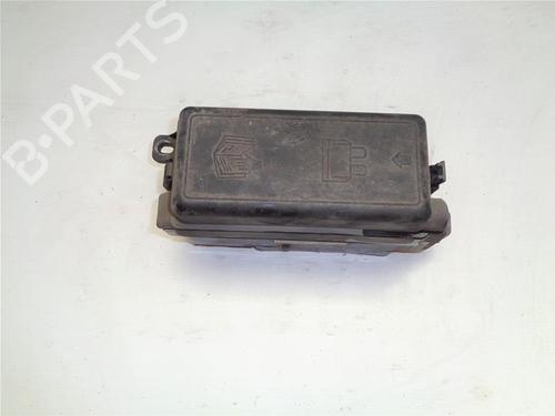 Used Fuse box MINI MINI (R50, R53) One D (75 hp) 15139260