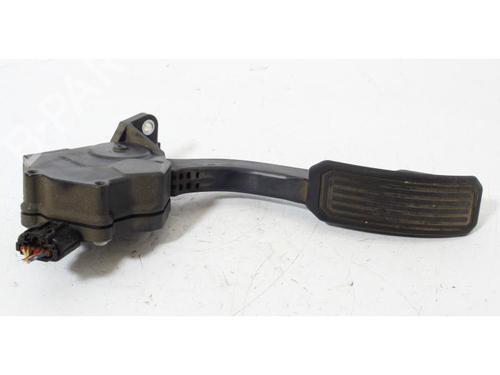 Used Pedal TOYOTA RAV 4 III (_A3_) 2.2 D 4WD (ALA30) (133 hp) 15147579