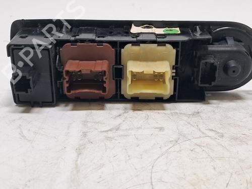 Left front window switch RENAULT CLIO IV (BH_) 0.9 TCe 90 (BHNF, BHMA, BHMH, BHJK, BHJR) | BP39552925I27 - Image 4
