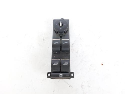 Used Left front window switch Left front window switch FORD FOCUS II (DA_, HCP, DP) 1.6 TDCi (109 hp) 22754080 22754080