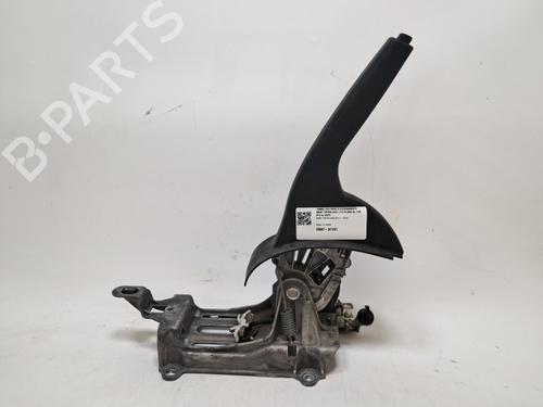 hand-brake-smart-fortwo-coupe-453-2014-39634804 main image