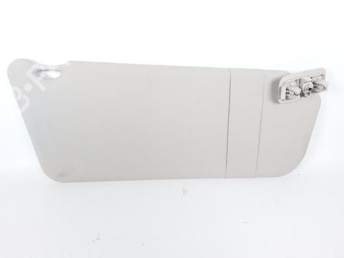Used Right sun visor Right sun visor 21168120 21168120