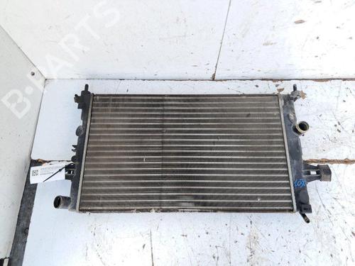 Used Water radiator Water radiator OPEL ZAFIRA A MPV (T98) 1.8 16V (F75) (125 hp) 33687678 33687678