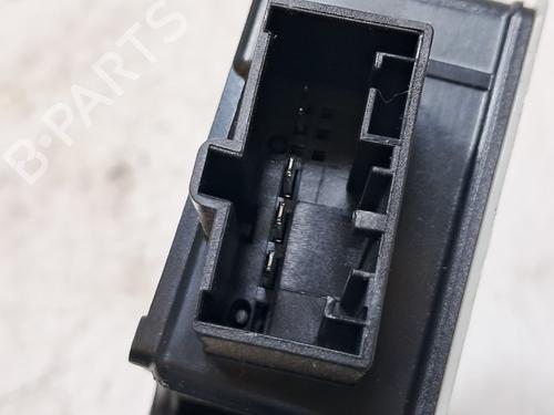 Left rear window motor VW POLO VI (AW1, BZ1, AE1) 1.0 TGI | BP36694230E23 - Image 3