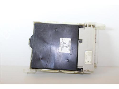 Used Fuse box Fuse box TOYOTA IQ (_J1_) 1.0 (KGJ10_, KGJ10R) (68 hp) 15143418 15143418