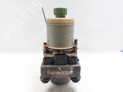 Used Steering pump VW POLO IV (9N_, 9A_) 1.2 12V (64 hp) 29238420