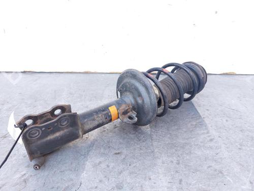 Used Right front shock absorber TOYOTA YARIS (_P13_) 1.4 D (NLP130_, NLP130) (90 hp) 15162392