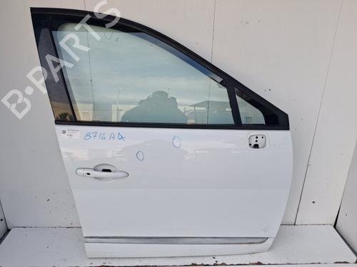 Dør højre fortil Dør højre fortil RENAULT SCÉNIC III (JZ0/1_) 1.2 TCe (JZ16) (132 hp) 39766972 39766972