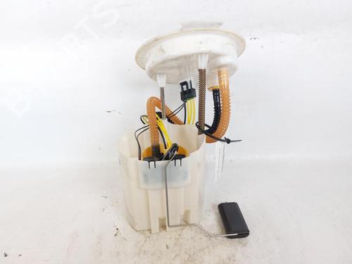 Used Fuel pump Fuel pump BMW 1 (F40) 120 d xDrive (190 hp) 19776184 19776184