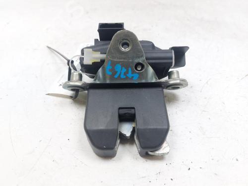 Used Tailgate lock SKODA ROOMSTER (5J7) 1.4 TDI (80 hp) 29383703