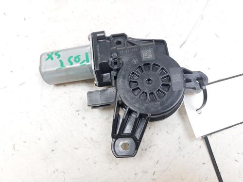 Rudehejsemotor bagstkærm venstre MERCEDES-BENZ A-CLASS (W177) A 180 d (177.010) (116 hp) 28618728