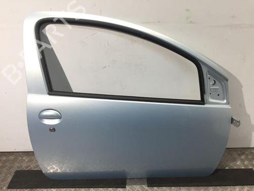 Used Right front door TOYOTA AYGO (_B1_) 1.0 (KGB10_, KGB10R) (68 hp) 21830244