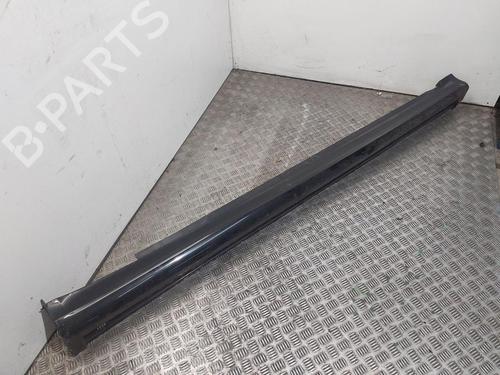 Lastra laterale destra MERCEDES-BENZ B-CLASS Sports Tourer (W245) B 150 (245.231) (95 hp) 30956310