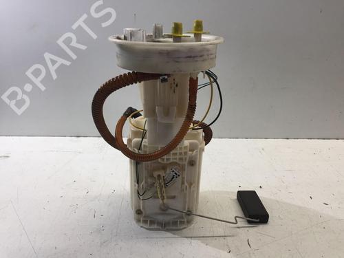Used Fuel pump AUDI A4 B6 (8E2) 1.8 T (150 hp) 18600334