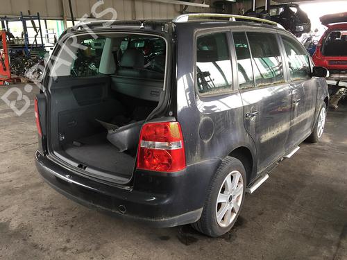 Rear bumper VW TOURAN (1T1, 1T2) 2.0 TDI | BP15368289C8 