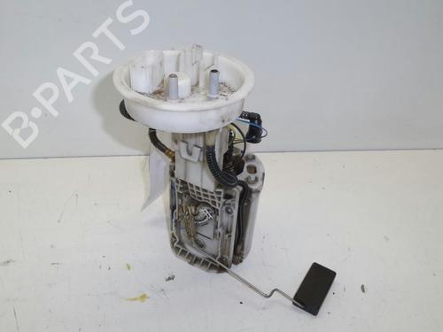 Pompe à carburant AUDI A4 B7 Avant (8ED) 2.0 TDI (140 hp) 15364817