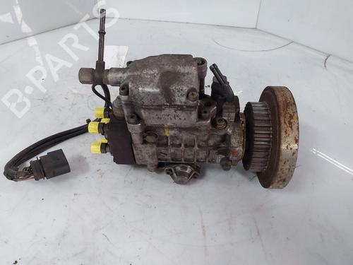 Pompe à injection VW TRANSPORTER T4 Bus (70B, 70C, 7DB, 7DK, 70J, 70K, 7DC, 7DJ) 2.5 TDI (102 hp) 32038912