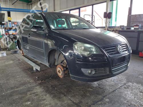 Windscreen washer tank VW POLO IV (9N_, 9A_) 1.2 | BP25209813C113 