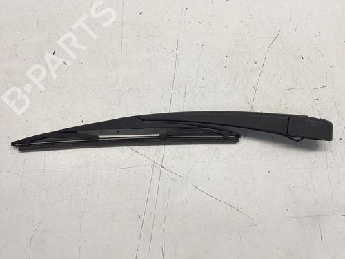 Used Front windshield wiper arm HYUNDAI i30 (FD) 2.0 CRDi (140 hp) 15366431