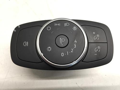 Used Headlight switch FORD FIESTA VII (HJ, HF) 1.5 TDCi (85 hp) 16101691