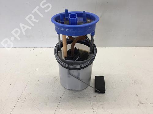 Used Fuel pump SKODA FABIA II (542) 1.2 TSI (86 hp) 15365551