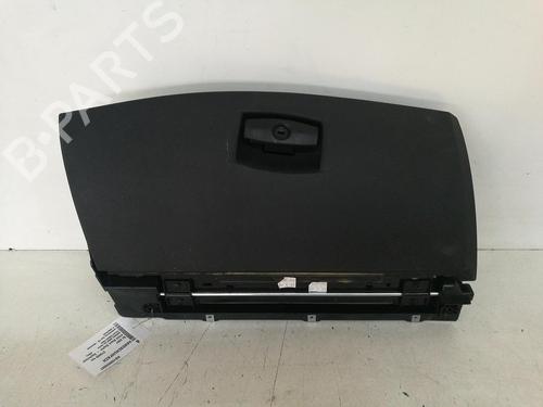 Used Glove box BMW 5 Touring (E61) 520 d (150 hp) 16176730