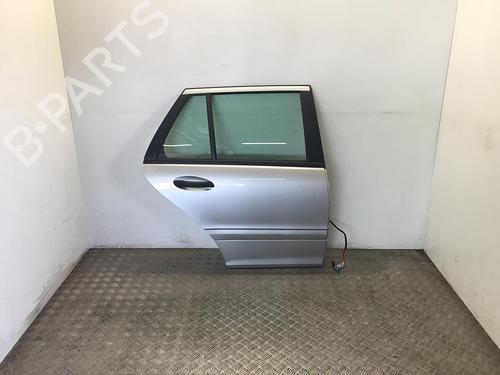 Used Left rear door MERCEDES-BENZ C-CLASS T-Model (S203) C 200 CDI (203.207) (122 hp) 15366683