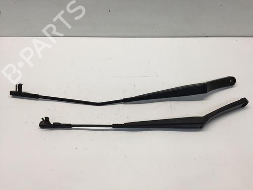 Used Front windshield wiper arm VW GOLF V (1K1) 1.6 FSI (115 hp) 16067743