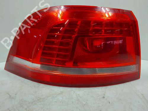 Used Left taillight VW PASSAT B7 Variant (365) 2.0 TDI (140 hp) 32377792