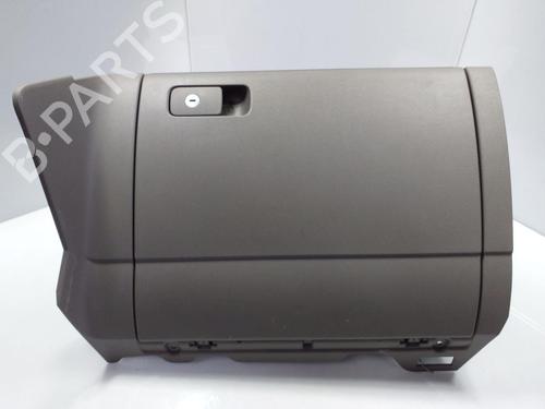 Used Glove box VW GOLF VII (5G1, BQ1, BE1, BE2) 1.4 TSI (140 hp) 18463295