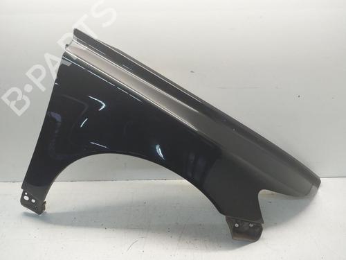 Used Right front fenders VOLVO V50 (545) 2.0 D (136 hp) 24119151