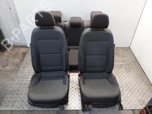 Ensemble sièges VW GOLF VII (5G1, BQ1, BE1, BE2) 1.2 TSI (86 hp) 31693057