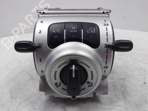 Used Climate control Climate control SMART FORTWO Coupe (451) 1.0 (451.331, 451.380) (71 hp) 36361049 36361049