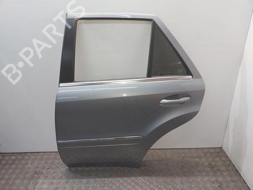 Used Left rear door MERCEDES-BENZ M-CLASS (W164) ML 350 CDI 4-matic (164.125, 164.124) (231 hp) 18600267