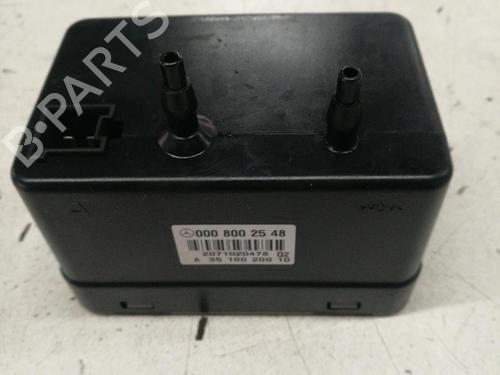 Used Central lock pump MERCEDES-BENZ E-CLASS (W211) E 200 CDI (211.007) (136 hp) 15367371