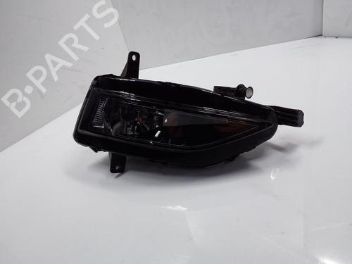 Used Right front fog light VW GOLF VII (5G1, BQ1, BE1, BE2) 1.0 TSI (110 hp) 18463037