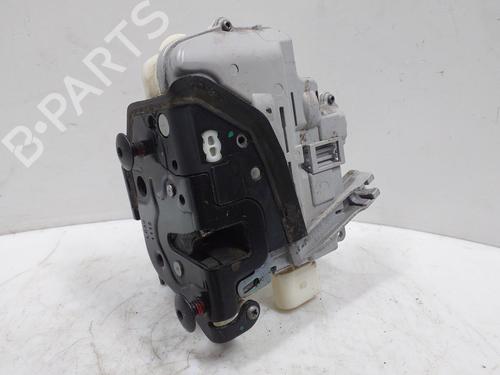 Front left lock VW PASSAT B7 Variant (365) 2.0 TDI | BP32377790C98