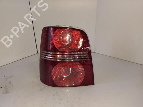 Used Left taillight VW TOURAN (1T1, 1T2) 1.4 TSI (140 hp) 29578470