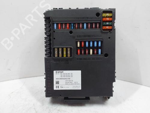 Used Fuse box Fuse box SMART FORTWO Coupe (451) 1.0 (451.331, 451.380) (71 hp) 36361069 36361069
