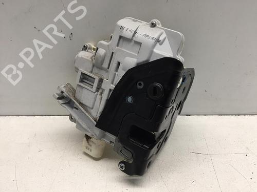 Poignée extérieure arrière droite AUDI A4 B7 Avant (8ED) 2.7 TDI (180 hp) 15366058