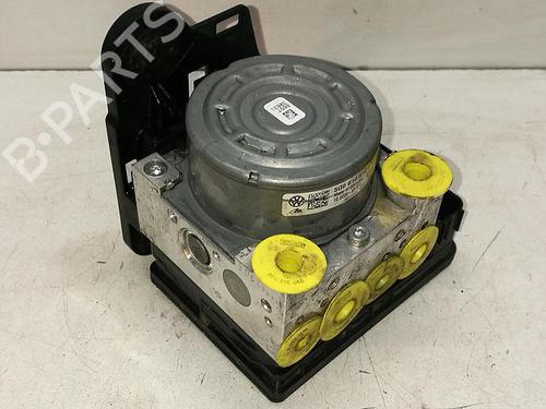 Used ABS pump VW GOLF VII (5G1, BQ1, BE1, BE2) 1.6 TDI (110 hp) 16101324
