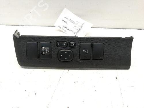 Used Switch TOYOTA AVENSIS Estate (_T27_) 2.0 D-4D (ADT270_, ADT270R) (124 hp) 16067690