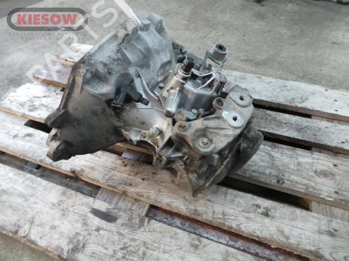 Used Gearbox OPEL CORSA C (X01) 1.0 (F08, F68) (60 hp) 26038148