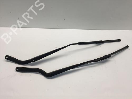 Used Front windshield wiper arm RENAULT TWINGO III (BCM_, BCA_) 1.0 SCe 70 (BCMB) (69 hp) 16101924