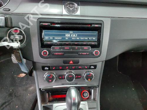 Bilradio VW PASSAT B7 Variant (365) 1.4 TSI (122 hp) 18464196
