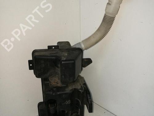 Windscreen washer tank VW TIGUAN (5N_) 2.0 TDI (140 hp) 16101651