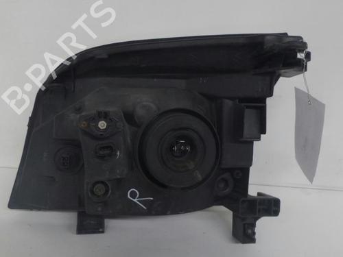 Used Right headlight NISSAN X-TRAIL I (T30) 2.2 Di 4x4 (114 hp) 15363522