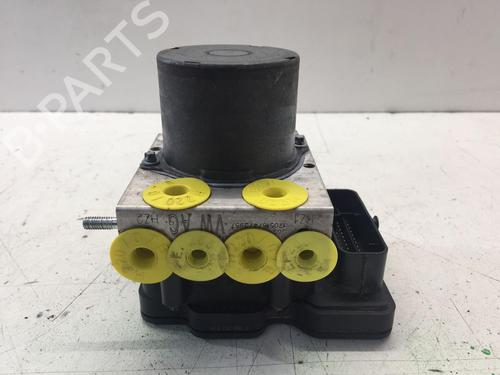Used ABS pump SKODA FABIA III (NJ3) 1.4 TDI (90 hp) 18463417